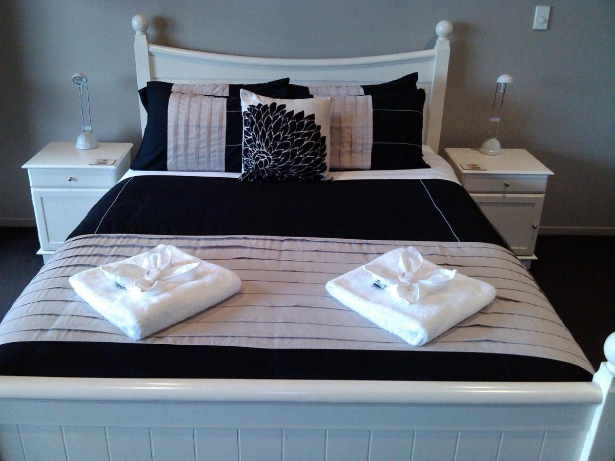 Two-Bedroom Family Suite - Water Front