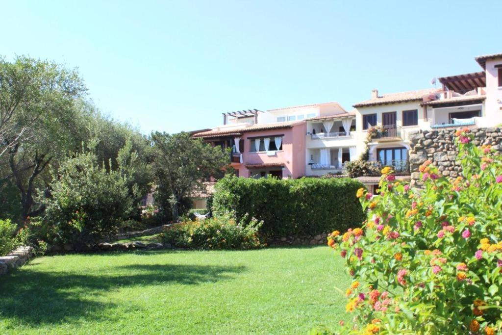 Guest Host - Two Apartments in Aldiola Porto Rotondo - Ferienwohnung Porto Rotondo