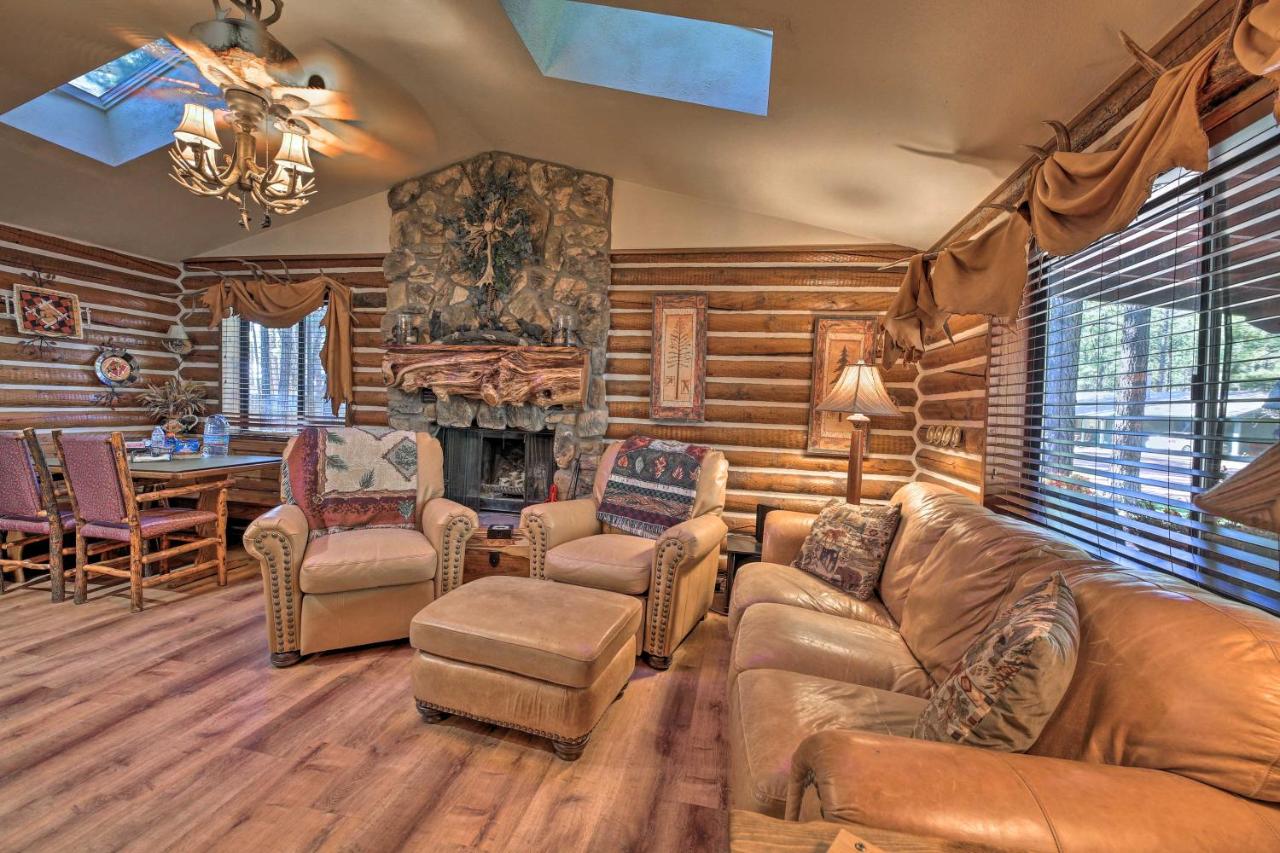 B&B Pinetop-Lakeside - Rustic Lakeside Cabin - Family and Pet Friendly! - Bed and Breakfast Pinetop-Lakeside