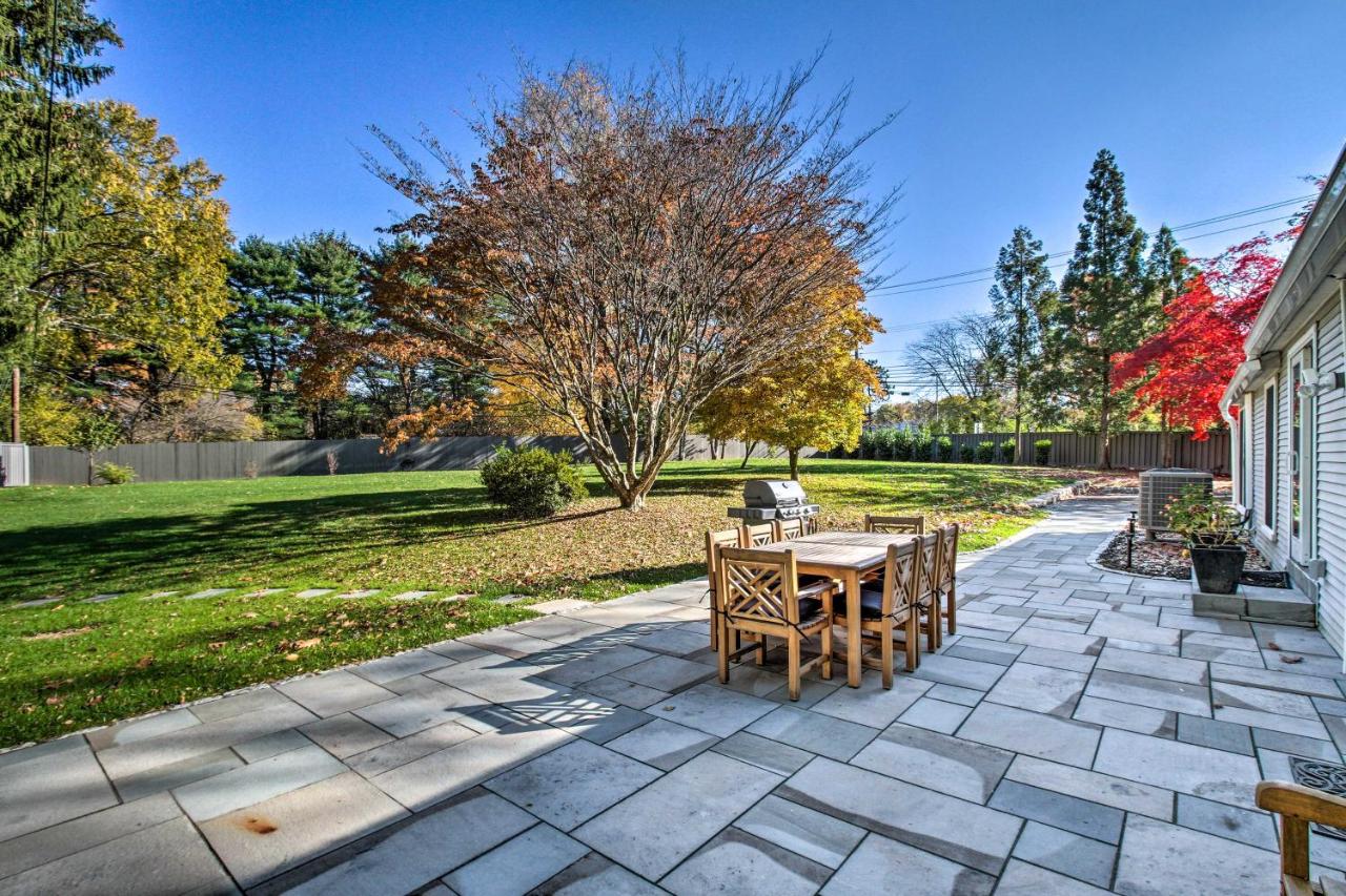 20 Mi to Philly Inviting Home with Yard in Wayne! - B&B