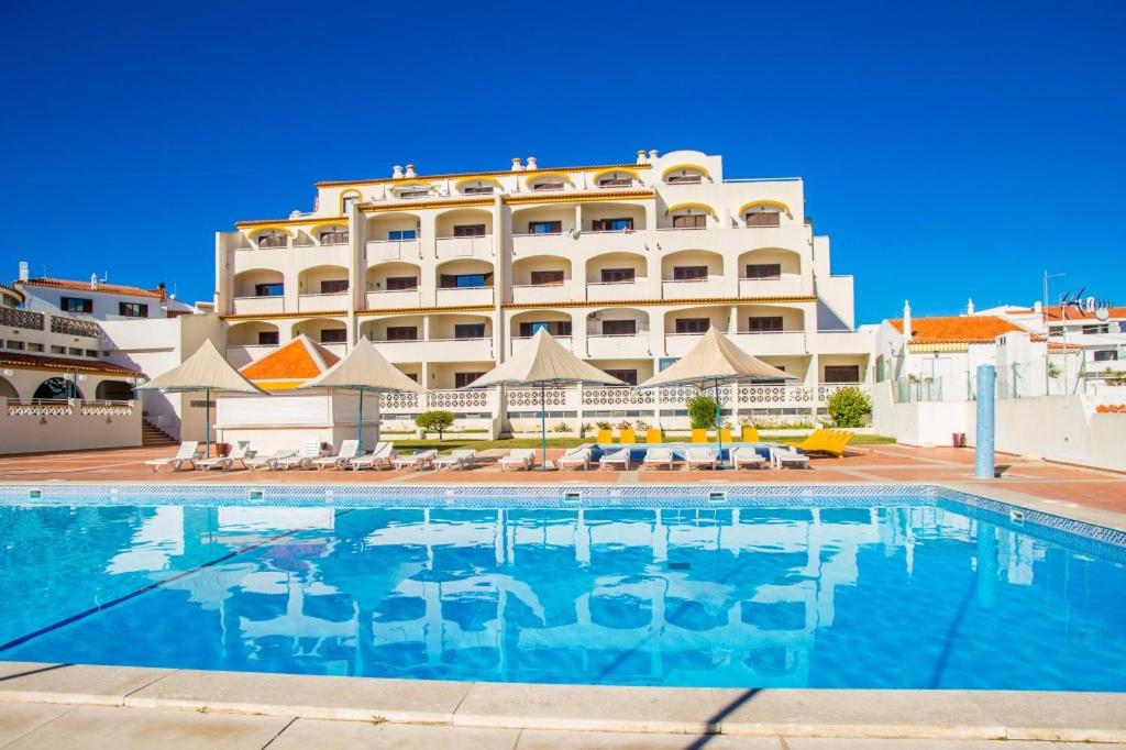 Apartment Vista Mar Piscina Albufeira - B&B