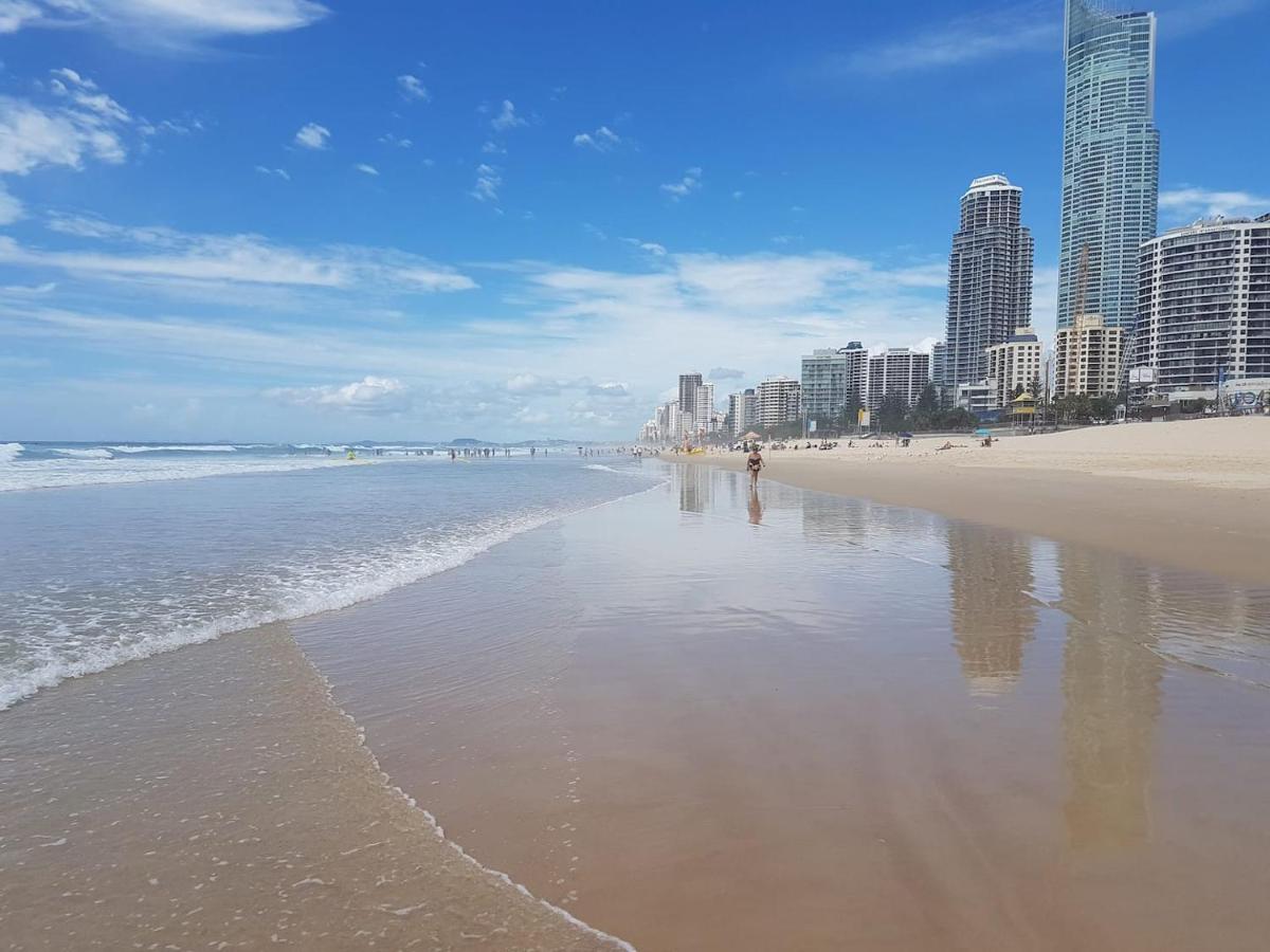 2203 The Wave - B&B Gold Coast