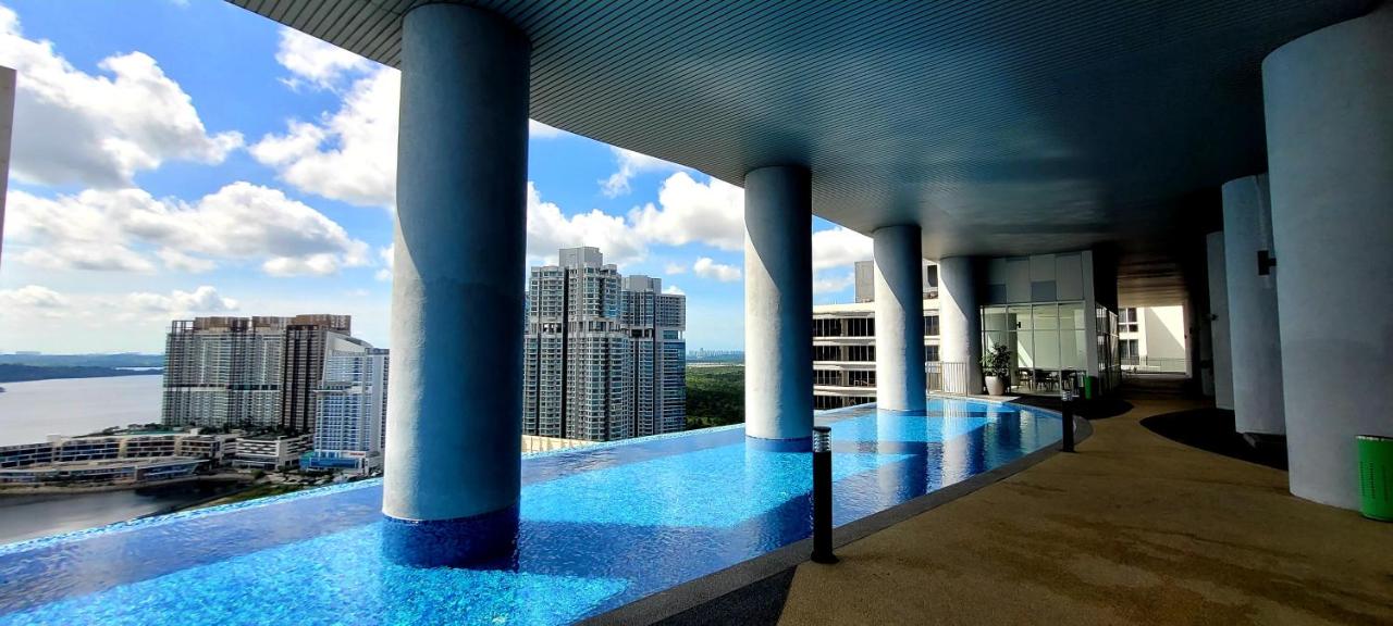 HostaHome Suites at Encorp Marina, mins to Legoland Malaysia - B&B Iskandar Puteri