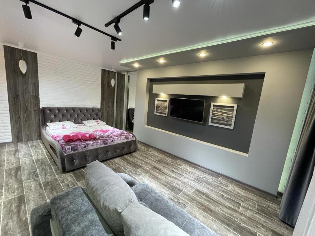 ЛЮКС академика сатпаева 47 - Bed and Breakfast Pavlodar