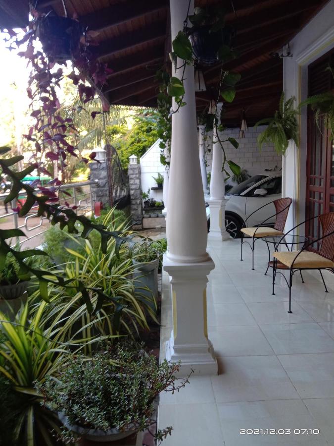 White House Ella - B&B Ella Town