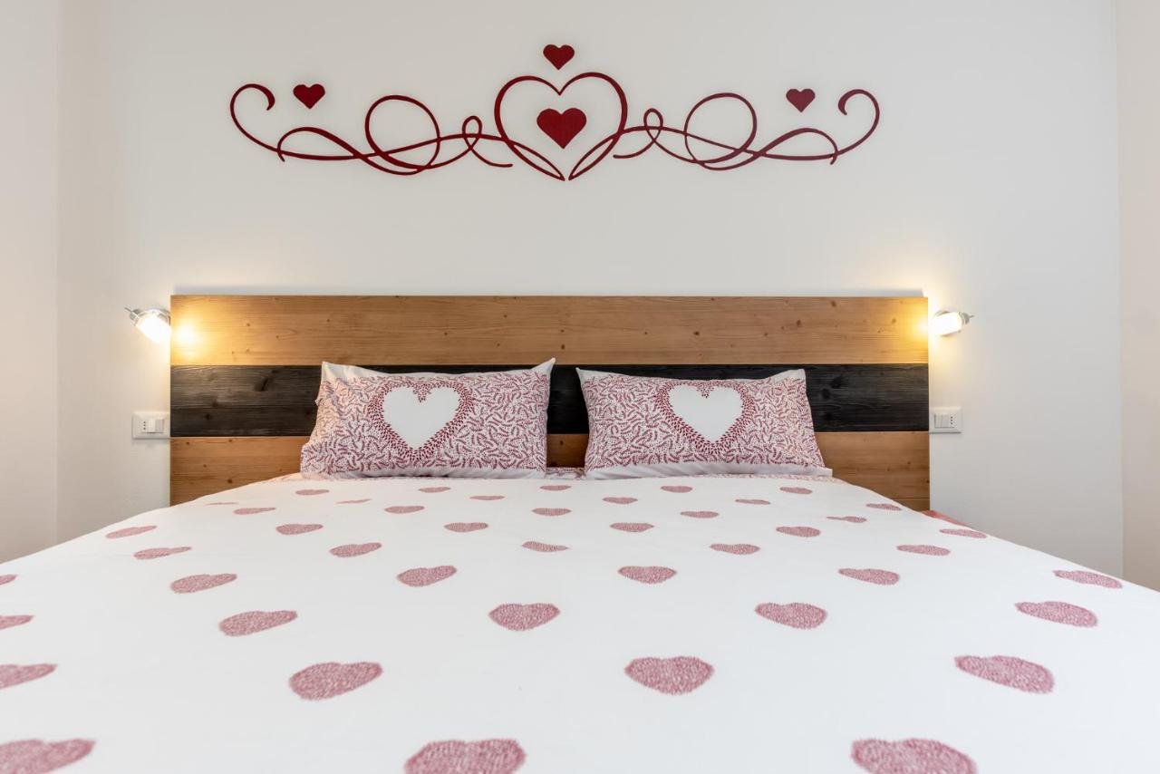 Appartamento con 2 Camere da Letto e Balcone