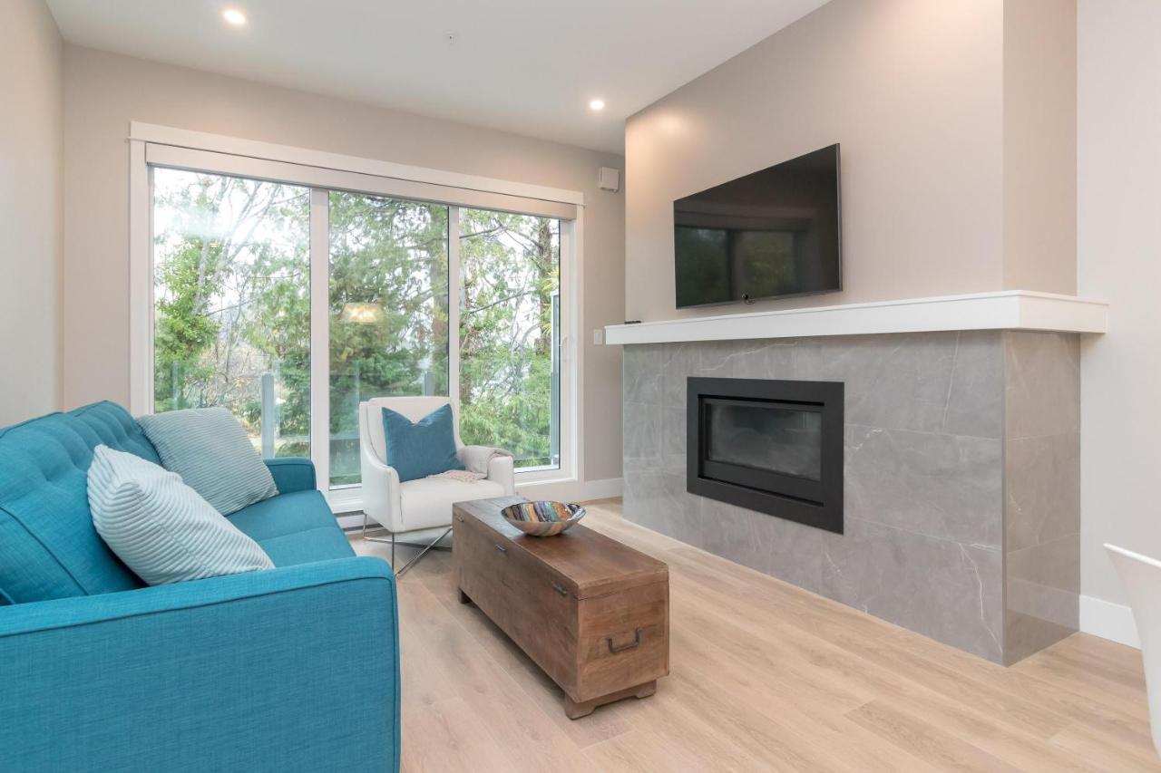 Coffee With A View In Brand New One Bedroom At Sooke Harbour - Ferienwohnung Sooke