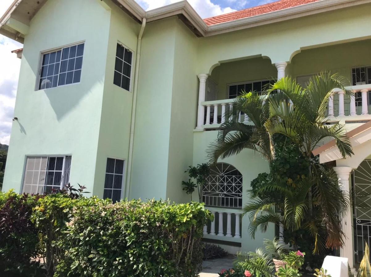 B&B Silver Sands - Beautiful 2-Bed Apartment in sunny Jamaica - Bed and Breakfast Silver Sands