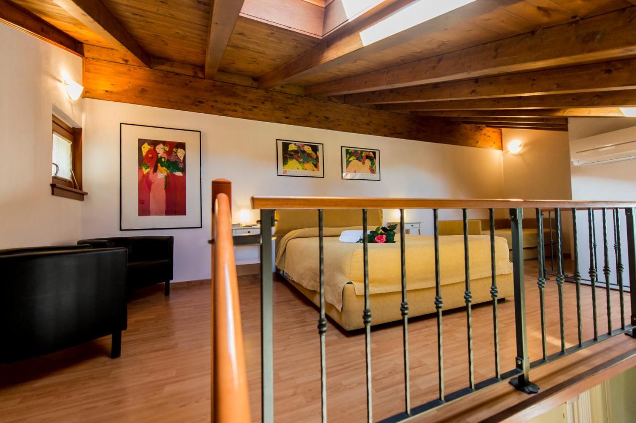 Appartamento su 2 Livelli con 1 Camera da Letto
