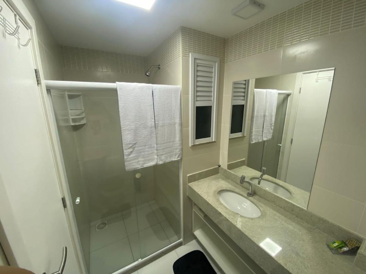 Apartment with Lake View