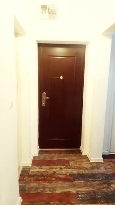 Lovely apartment in Bucharest, Baba Novac area - B&B Bucarest