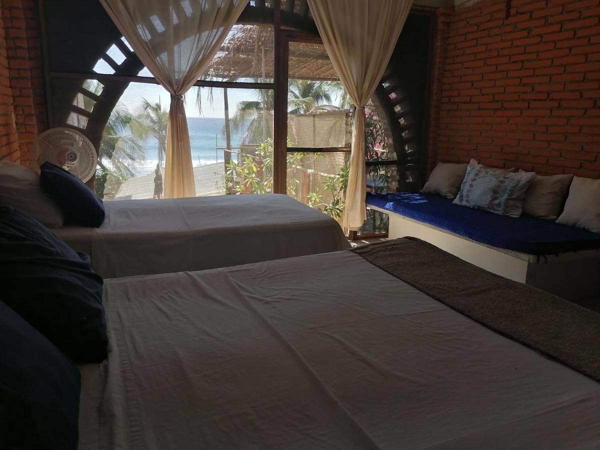 Standard Twin Room with Sea View