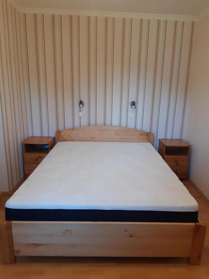 Großes Apartment mit 1 Schlafzimmer und Terrasse - Erdgeschoss 
