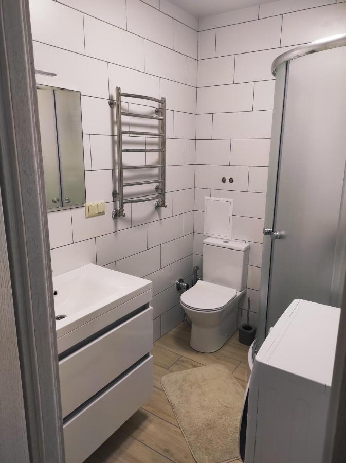 Апартаменти біля Домініканського костелу - B&B Kamianets-Podilskyi