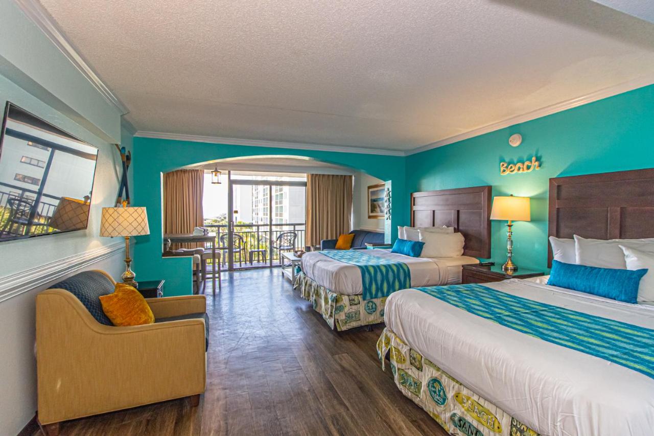Oversized Ocean View Queen Suite with Beautiful Fireplace and Accents - Sleeps 4 Guests! - B&B Myrtle Beach