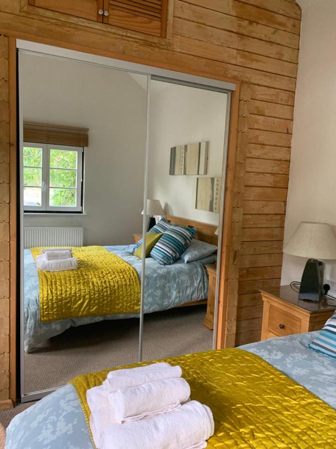 Deluxe Doppelzimmer (2 Erwachsene & 1 Kind)