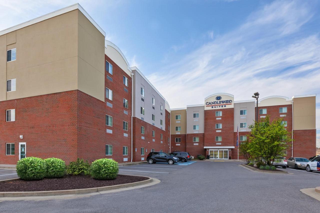 B&B Washington - Candlewood Suites Washington North, an IHG Hotel - Bed and Breakfast Washington