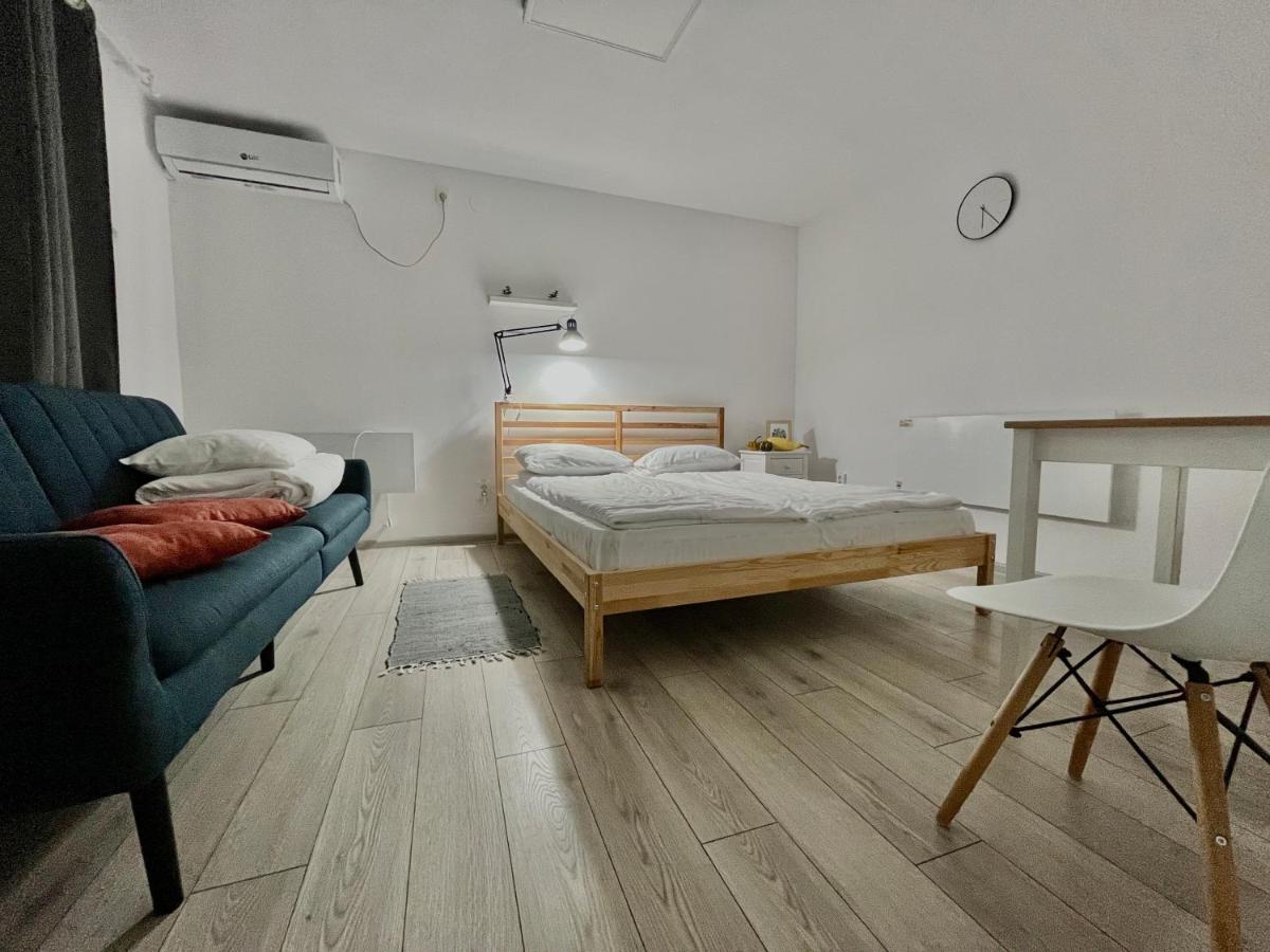 Deluxe Double Room with Extra Bed