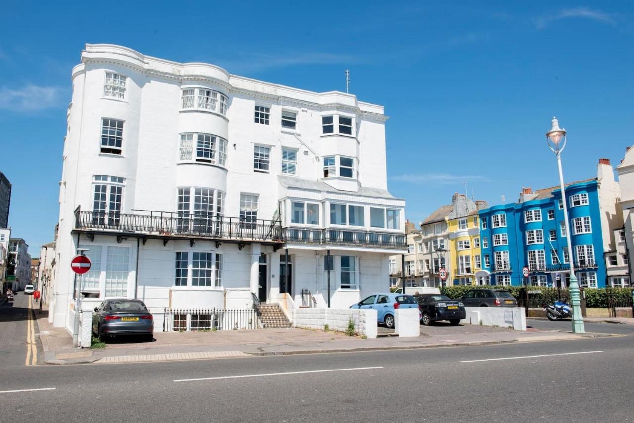 2 Bed Apt - Sea Views Seafront Location & Parking - Ferienwohnung Brighton