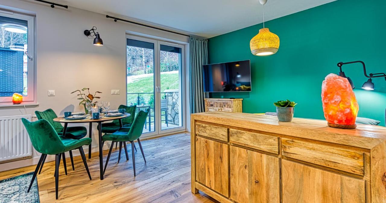 Apartament Przy Lesie - B&B