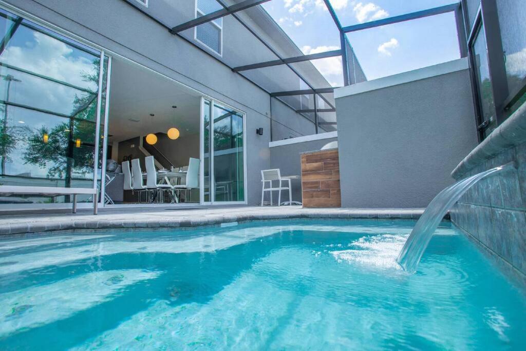 B&B Kissimmee - Enchanting Four Bedrooms Townhouse at Le Reve Resort (211021) - Bed and Breakfast Kissimmee