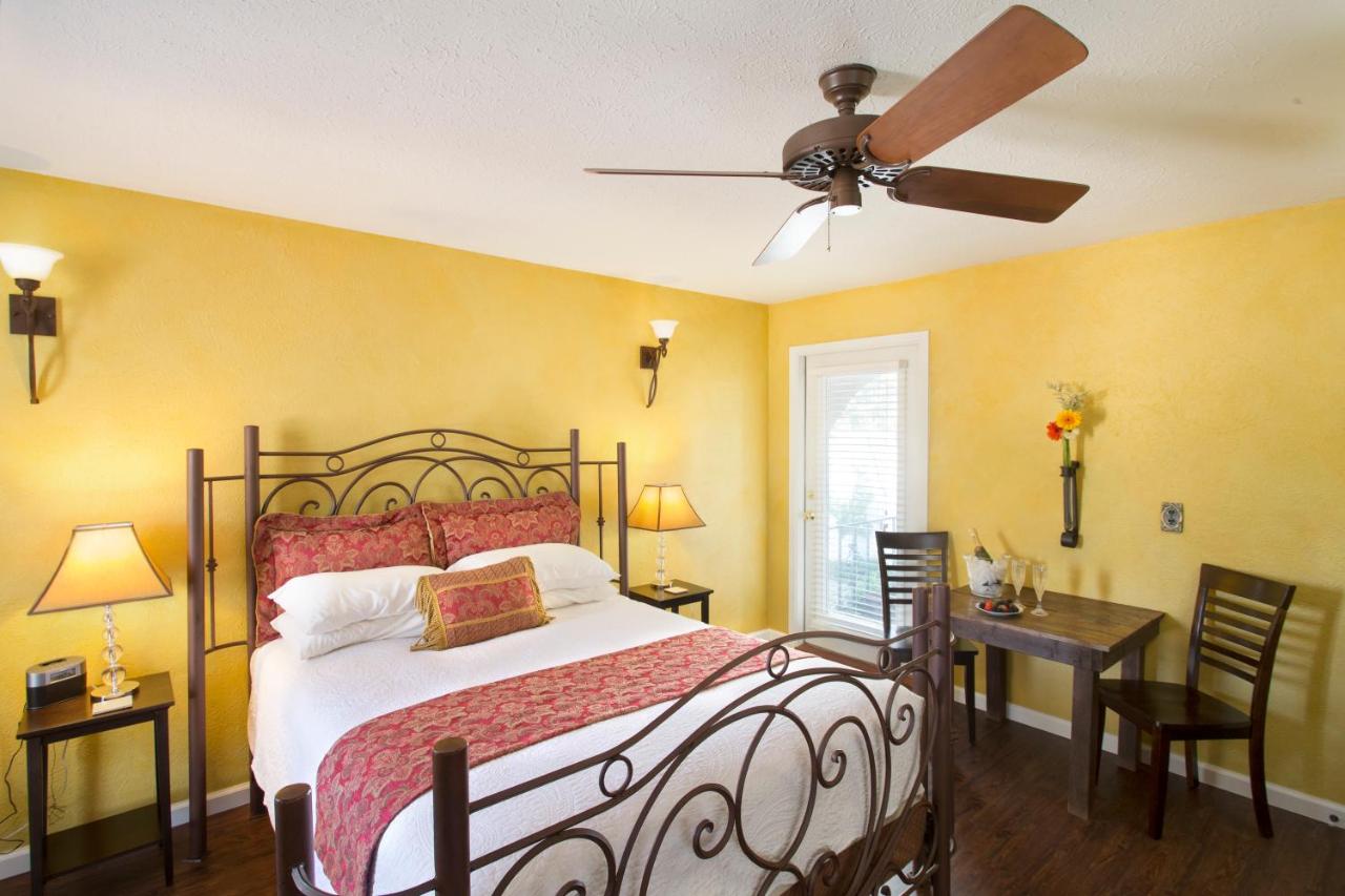 Lakehouse Bed and Breakfast - Ferienwohnung