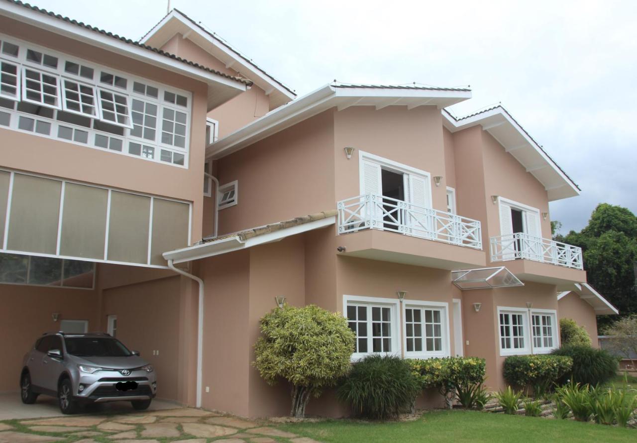 Casa em Condomínio, PÉ NA AREIA, praia Guaratuba - Chambres d'hôtes Bertioga