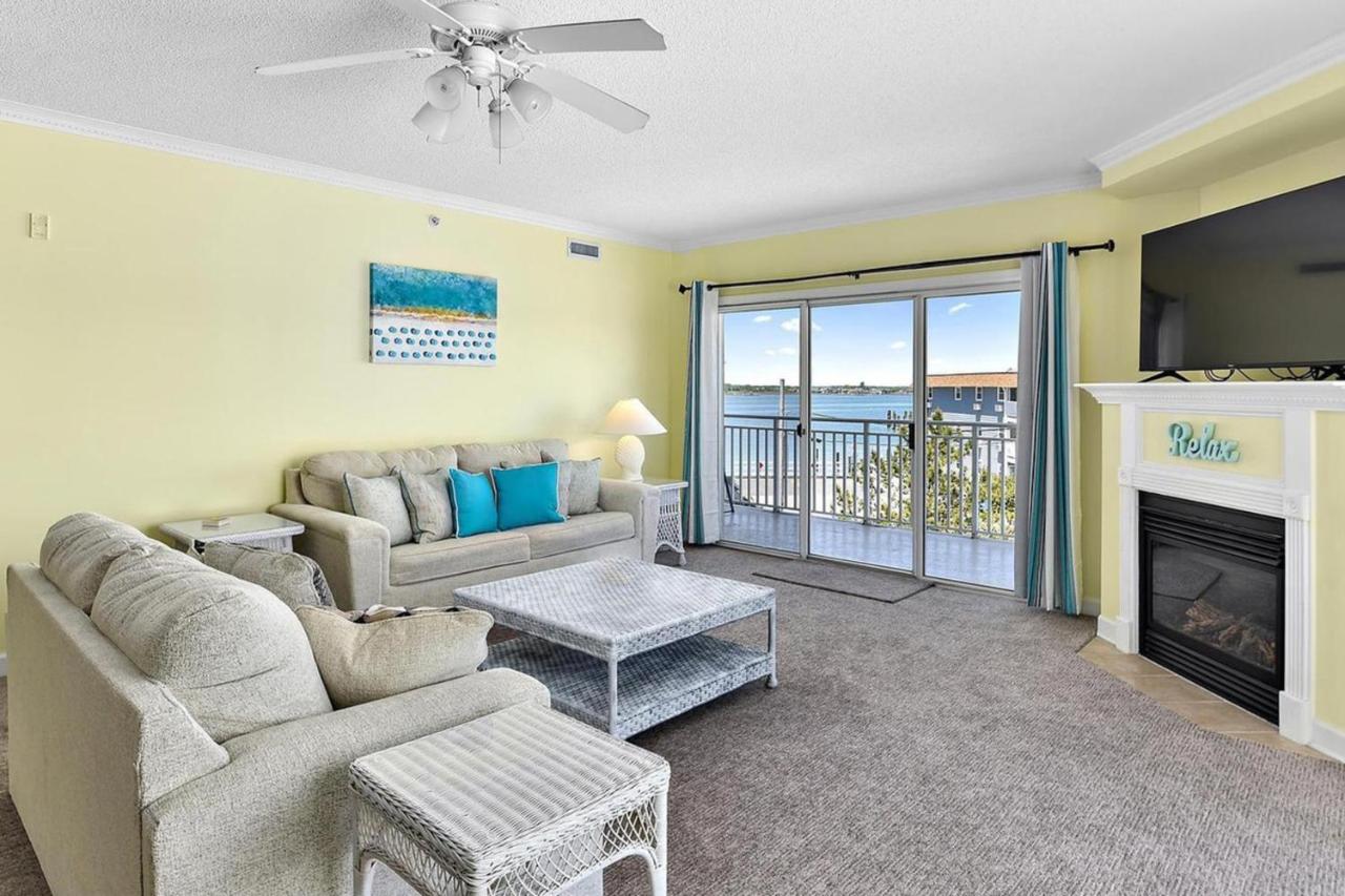 Bahia Vista II 305 - B&B