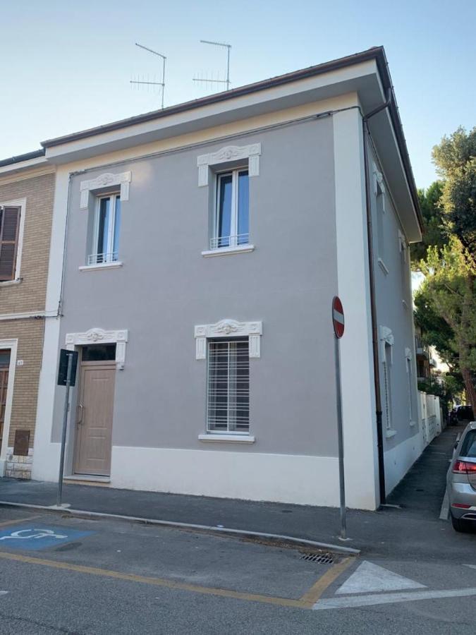 Esclusivo appartamento in villa al mare - B&B