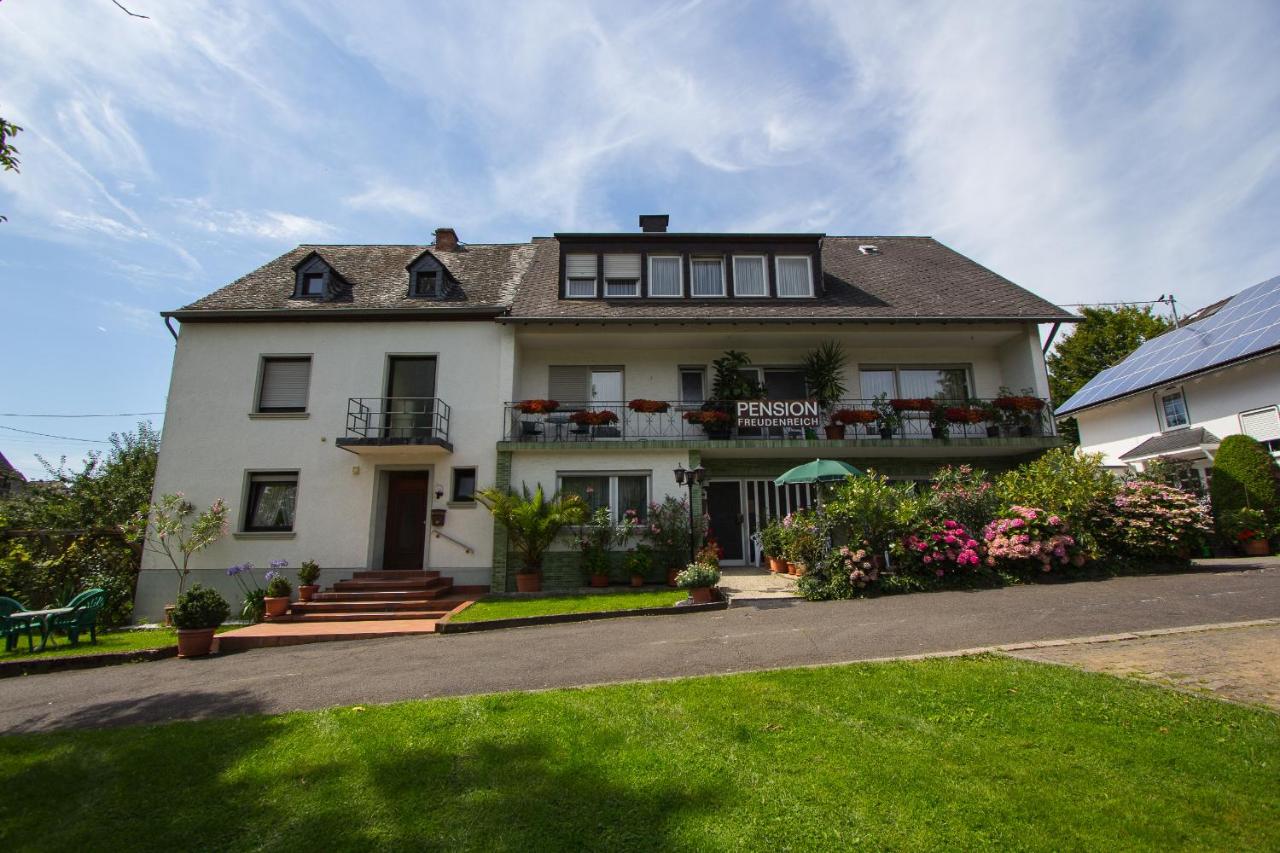 B&B Piesport - Ferienwohnung Moselnest - Bed and Breakfast Piesport