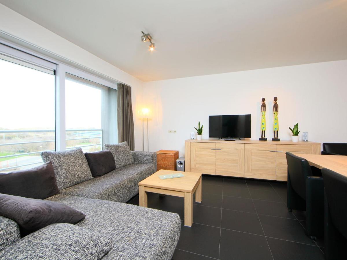 B&B Bredene - Apartment Residentie Zeeparel by Interhome - Bed and Breakfast Bredene