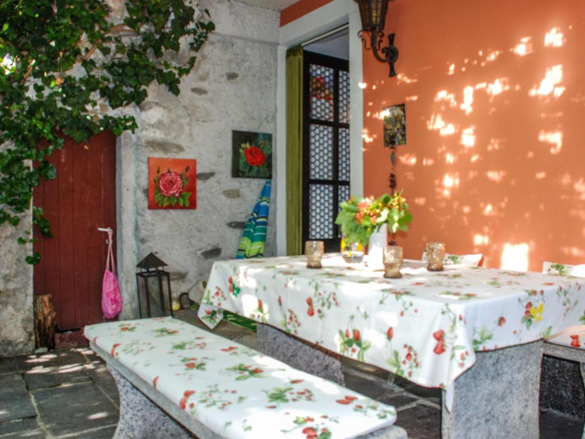 B&B Gordola - Holiday Home La Verzaschina by Interhome - Bed and Breakfast Gordola