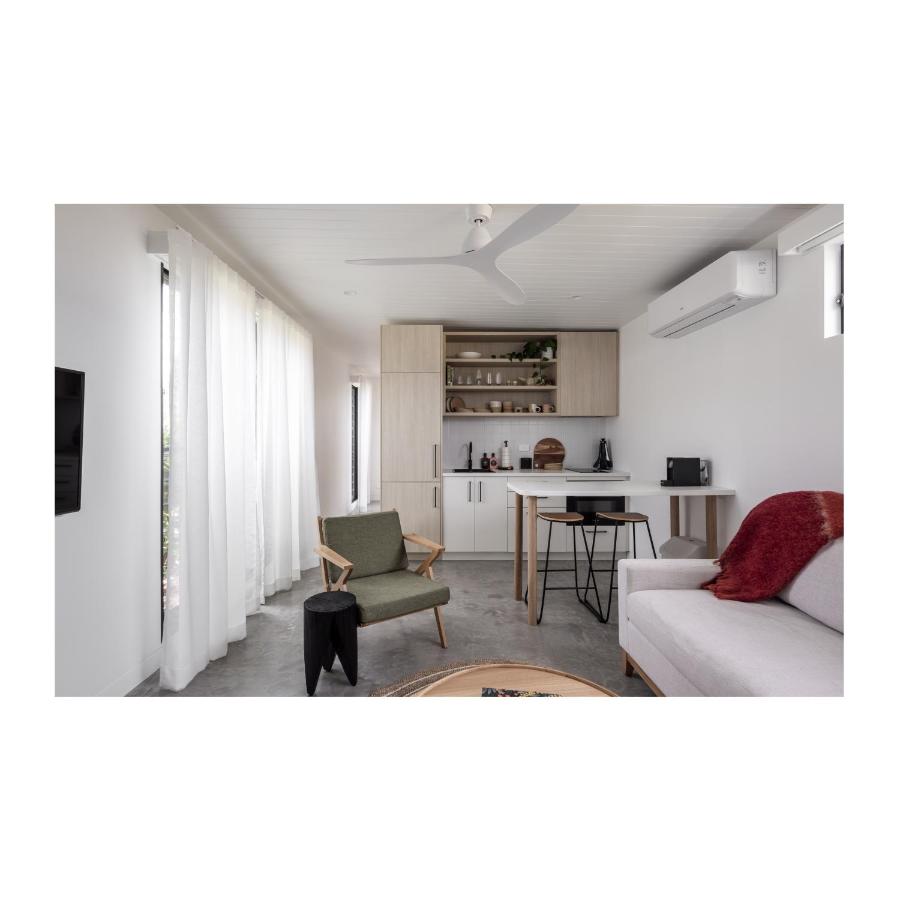 Modern Studio with Outdoor Bath and Cabin Sauna - Ferienwohnung Albion Park