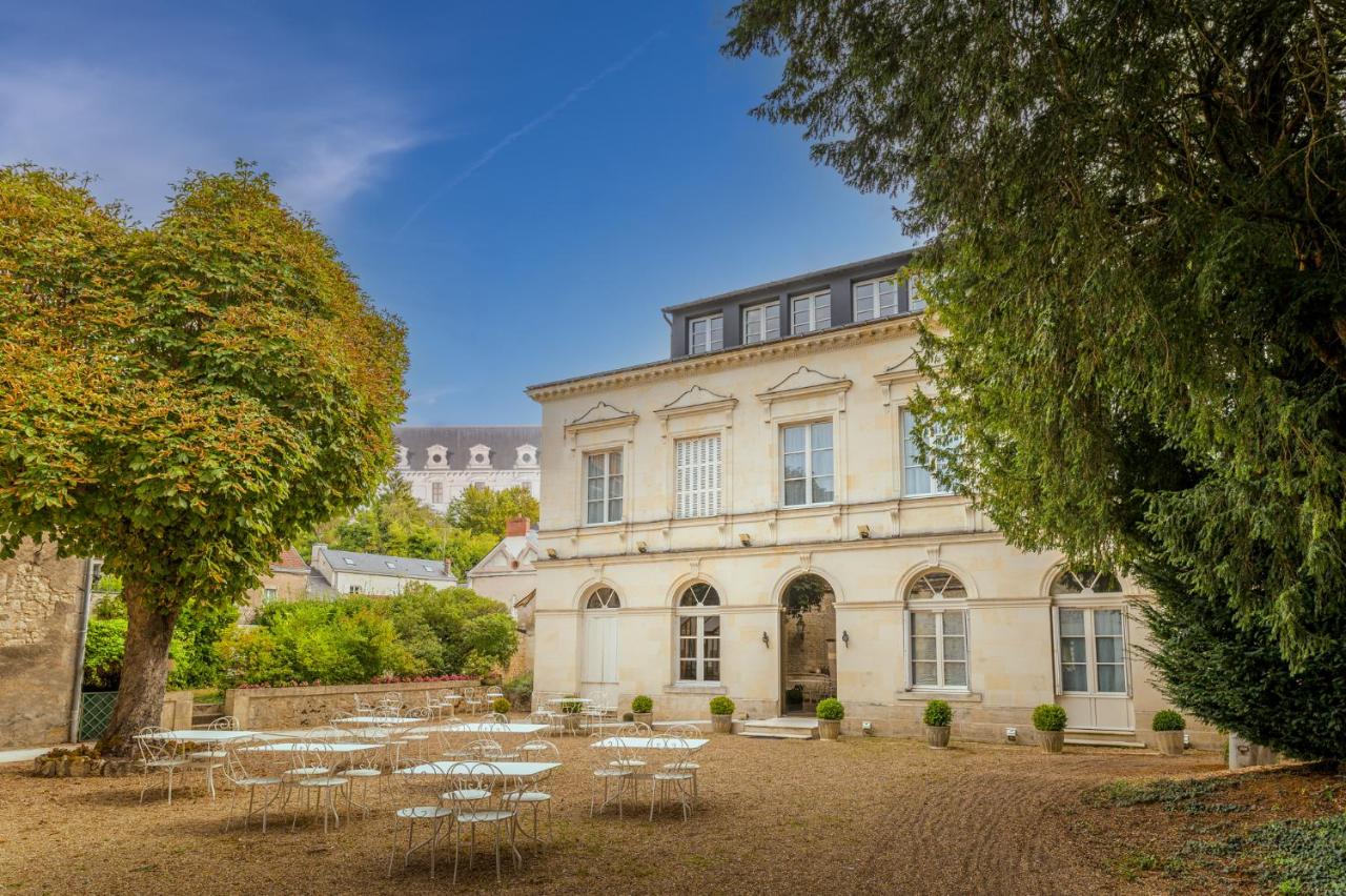 B&B Azay-le-Rideau - Hôtel Grand Monarque - Bed and Breakfast Azay-le-Rideau