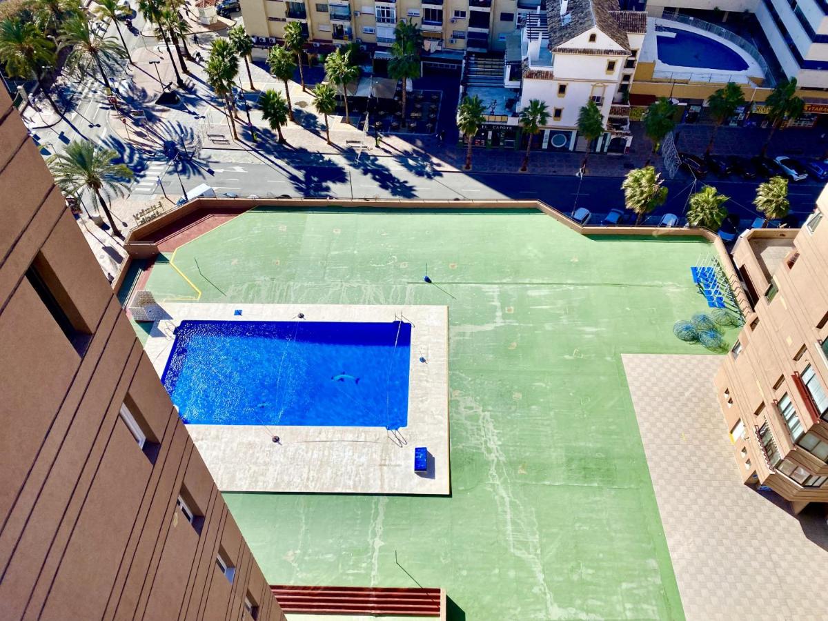 Las Palmeras - Best Location Cozy Apartment - Chambres d’hôtes Fuengirola