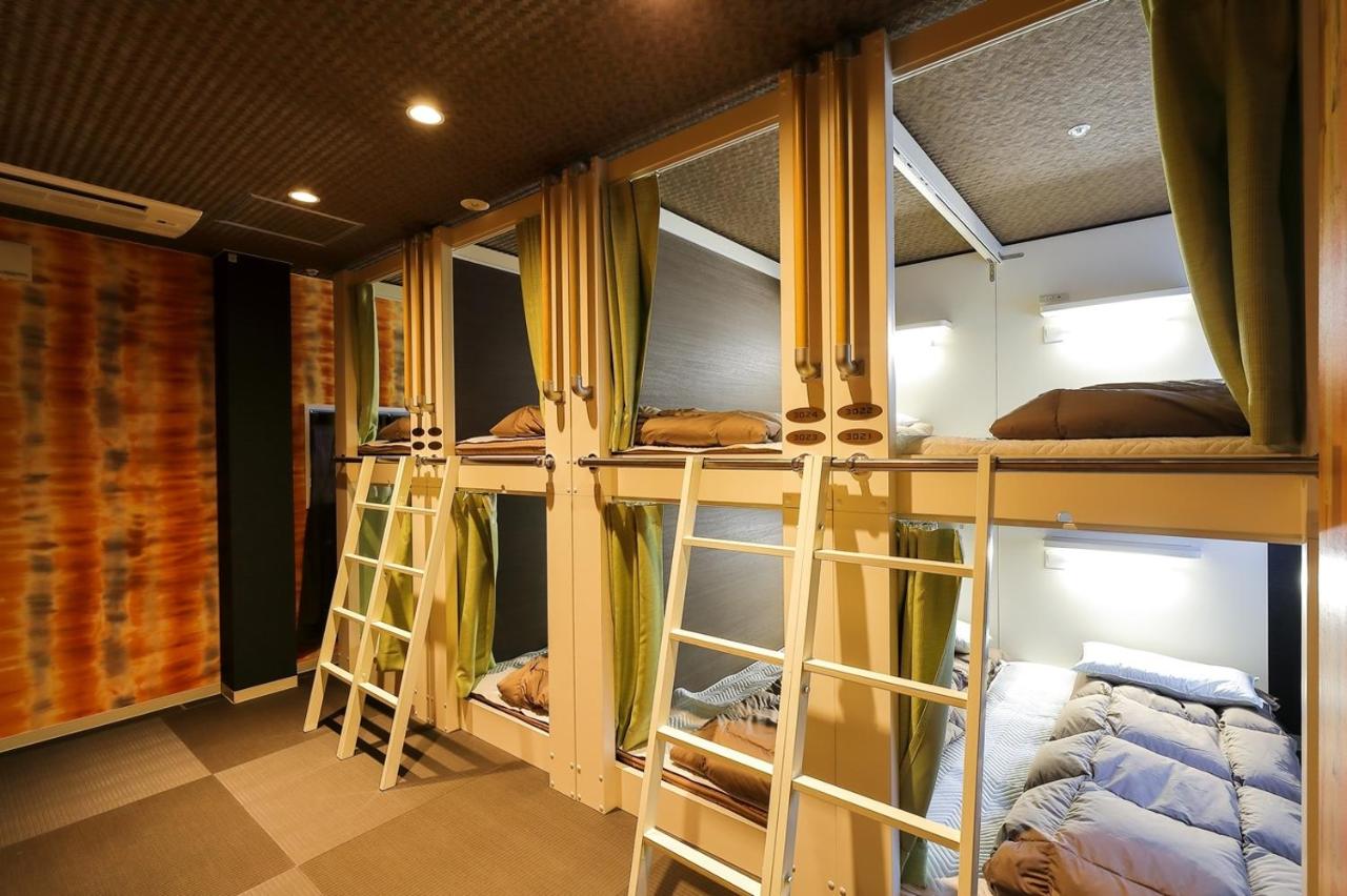 Chambre Familiale avec Salle de Bains Commune