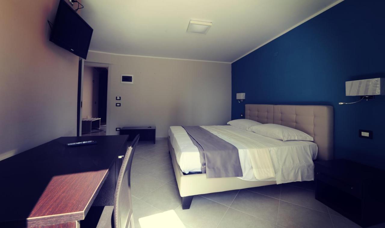 Deluxe Doppelzimmer mit Balkon und Meerblick