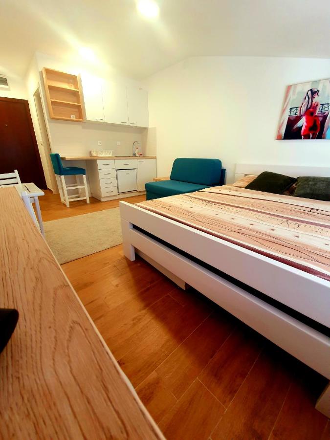Divcibare Centar 2 - B&B