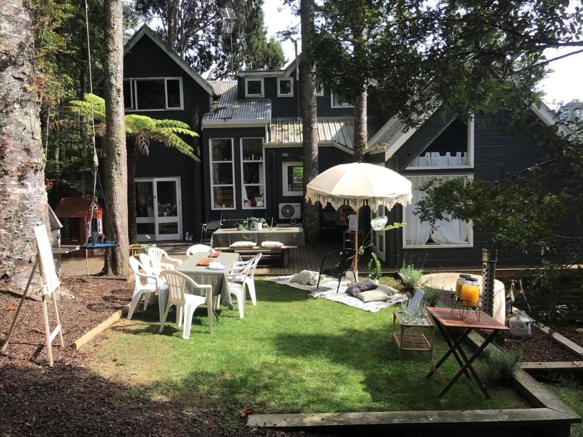 Titirangi Paradiso - B&B