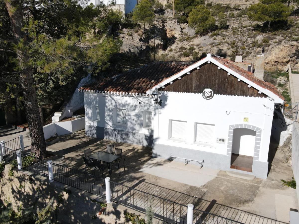 B&B Yeste - Casa Rural Casa Forestal - Bed and Breakfast Yeste