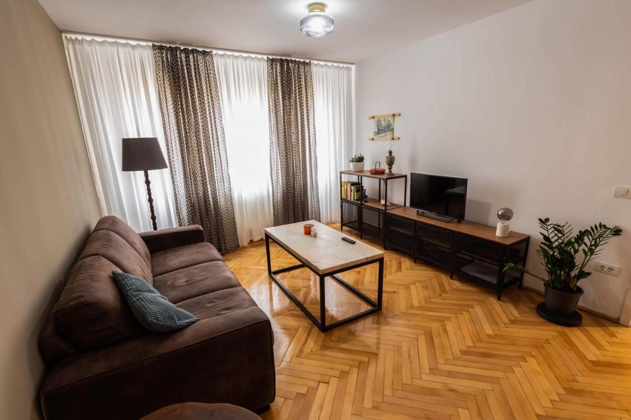 Cosy 2-bedroom flat - Fully equipped - B&B Reşiţa
