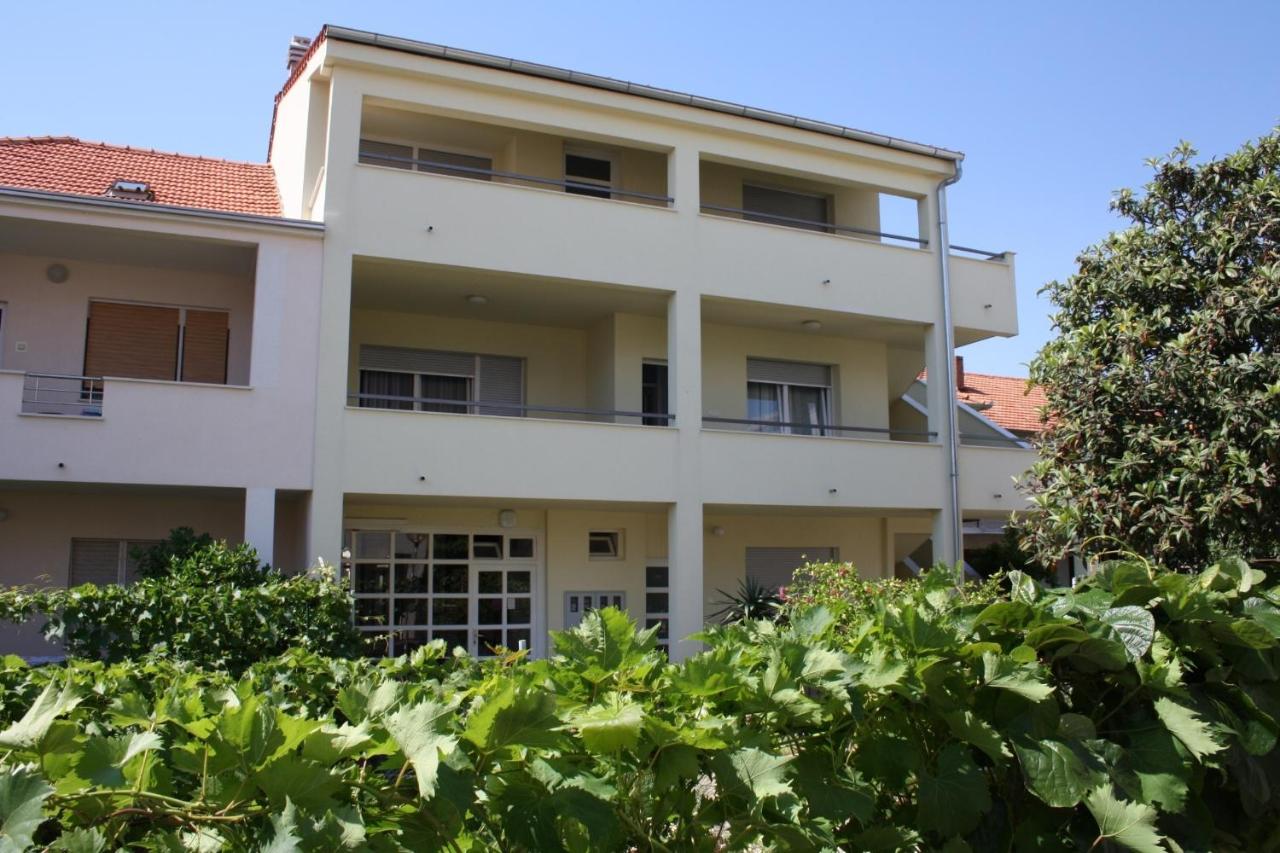 Martina Sun Apartment - B&B