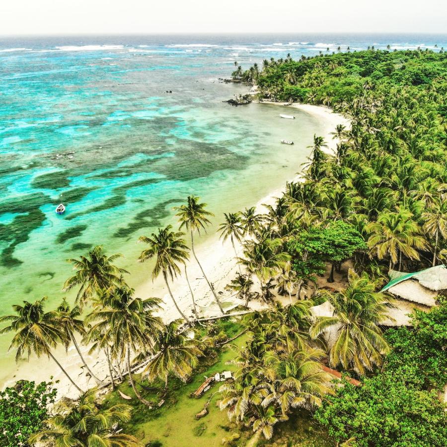 B&B Little Corn Island - ENSUEÑOS NATURAL RESERVE Little Corn Island Nicaragua - Bed and Breakfast Little Corn Island