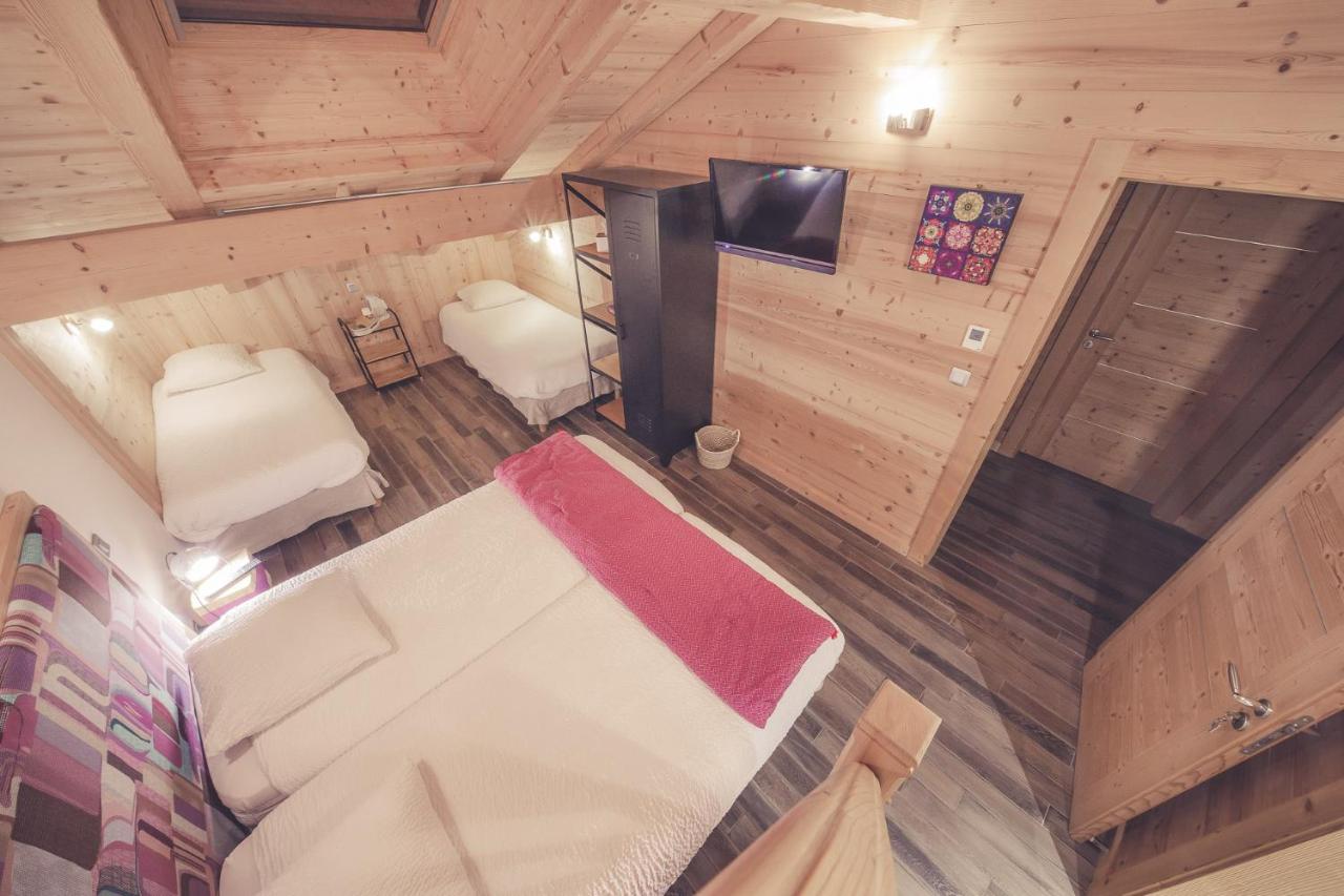 Family Room - Skylight