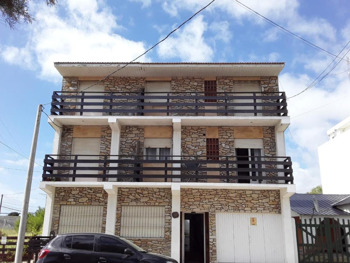 Departamento PB 1 ambiente 3 personas a metros del mar - B&B