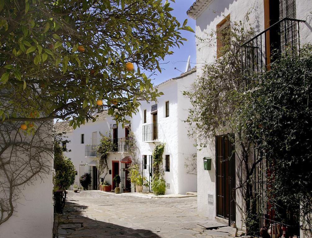 EN- Cozy Andalusian style townhouse in Marbella - Bed and Breakfast Marbella