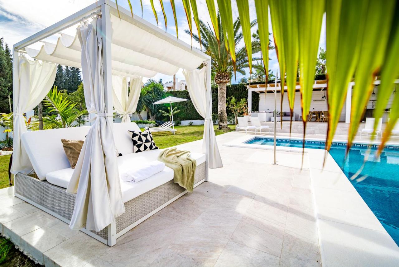 VM-Lyxury 4 bedroom villa with private pool - B&B
