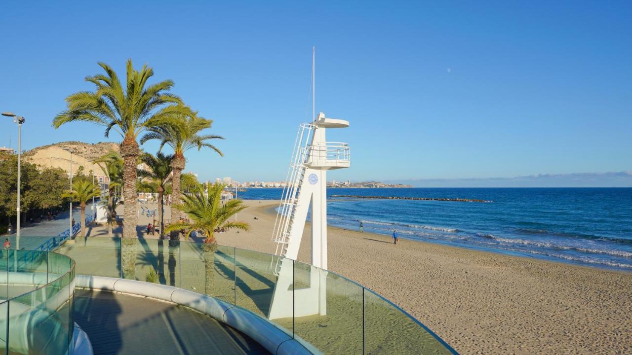 Stylish & Spacious Family Apartment Near Beach & Vibrant Historic Market - B&B Alicante