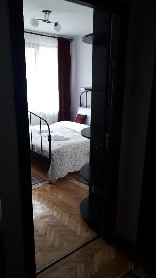 Marie Apartment - B&B Bucarest