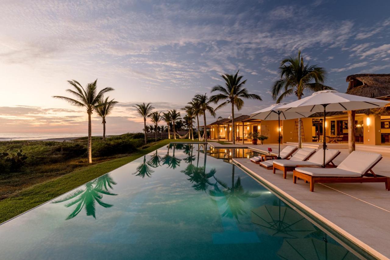 Casa Constantia Beach Front Villa - Ferienwohnung Puerto Escondido